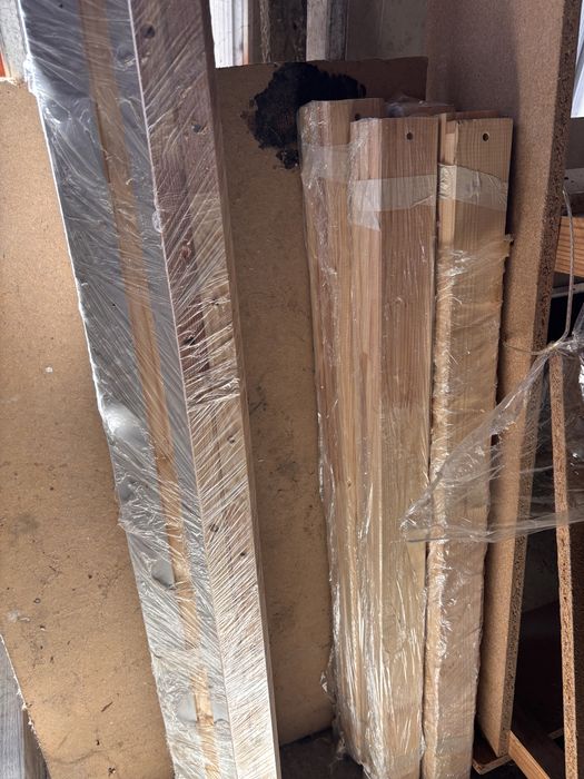 Vand pat cadru din lem si saltea inclusa