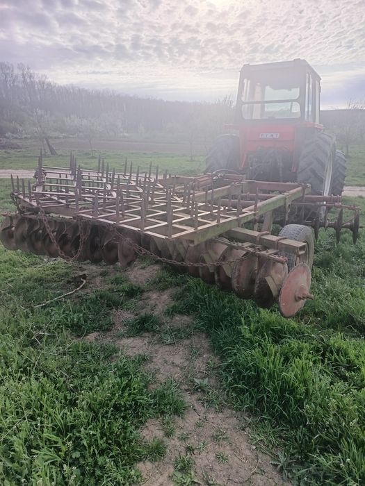 Vând disc agricol sau schimb cu animale