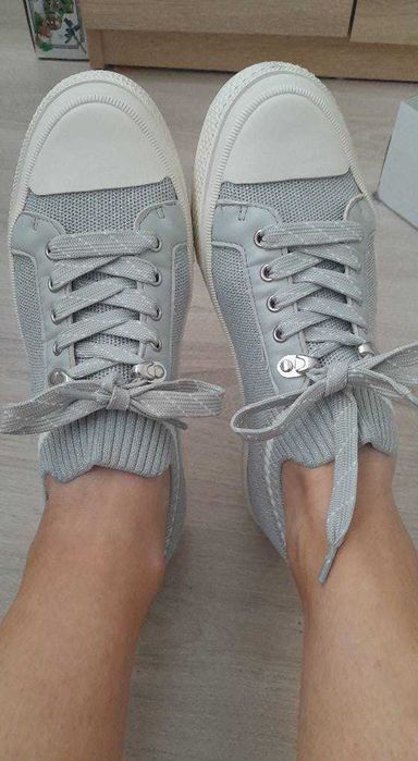 Кецове със сребриста нишка