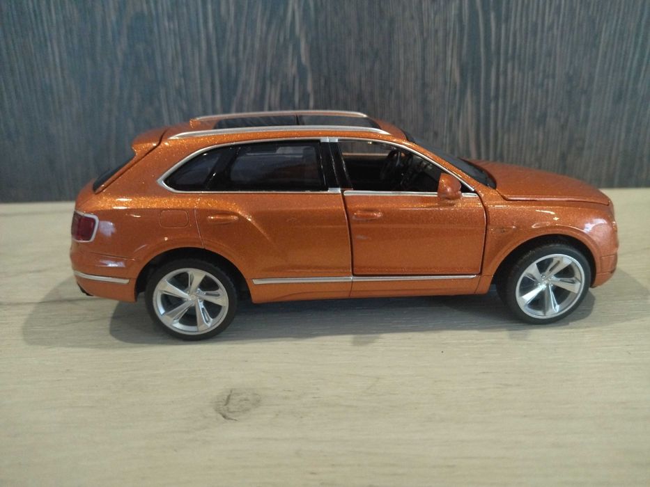 Метална количка Bentley Bentayga !!!
