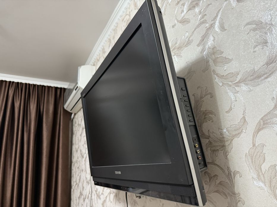 Продам телевизор