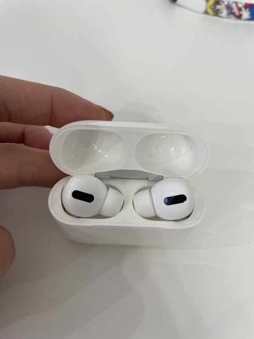 Наушники AirPodsPro
