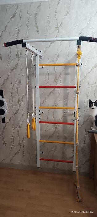 Продам настенный турник