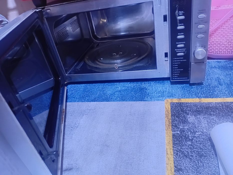 Микроволновка Elenberg