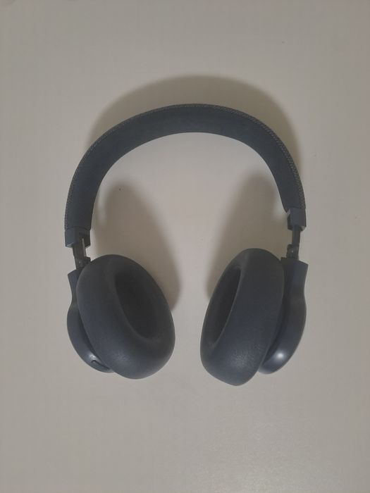 Наушники JBL Live 660NC