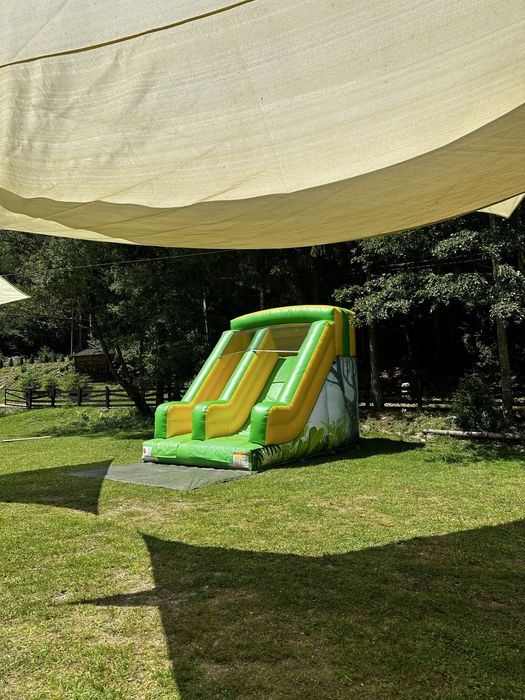 Vând tobogan/topogan gonflabil, fabricat în Italia, PVC