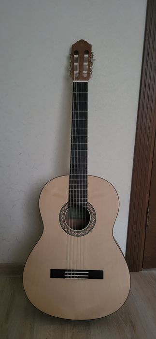 Классическая гитара Yamaha C40M