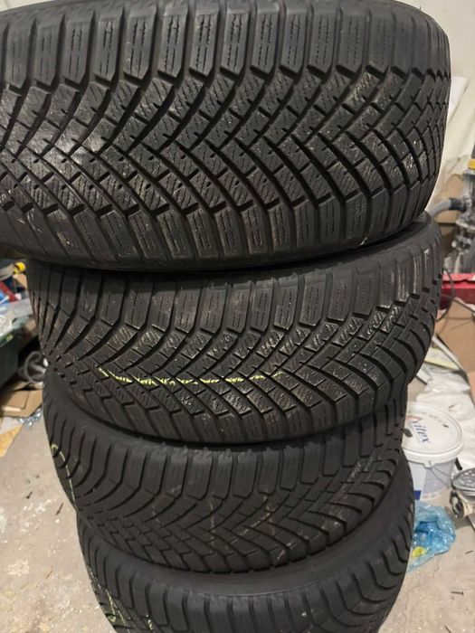 Зимни гуми Yokohama Blue Erth 245/45/19