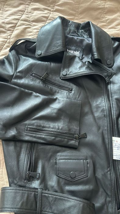 Куртка женская кожа