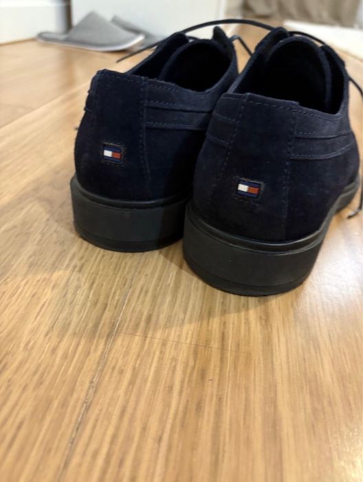 Pantofi Tommy Hilfiger piele intoarsa marimea 42 bleumarin