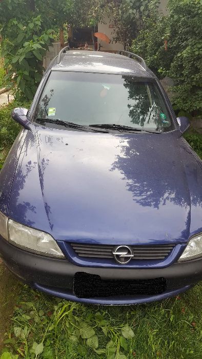 Opel Vectra 1.6-101k.c. - НА ЧАСТИ
