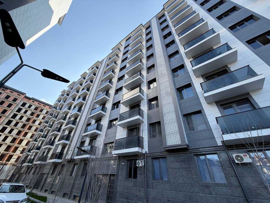 2х комнатная квартира на 9 этаже 63кв, в Самарканде