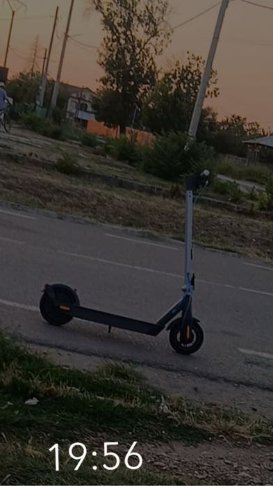 Trotineta la pret bomba