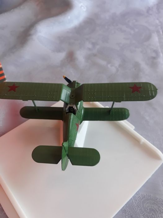 Модель самолёта.