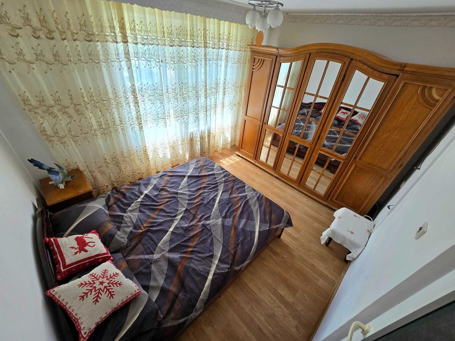 Apartament 3 camere de vanzare - Dragasani, zona Gib Mihaescu / Rusidava