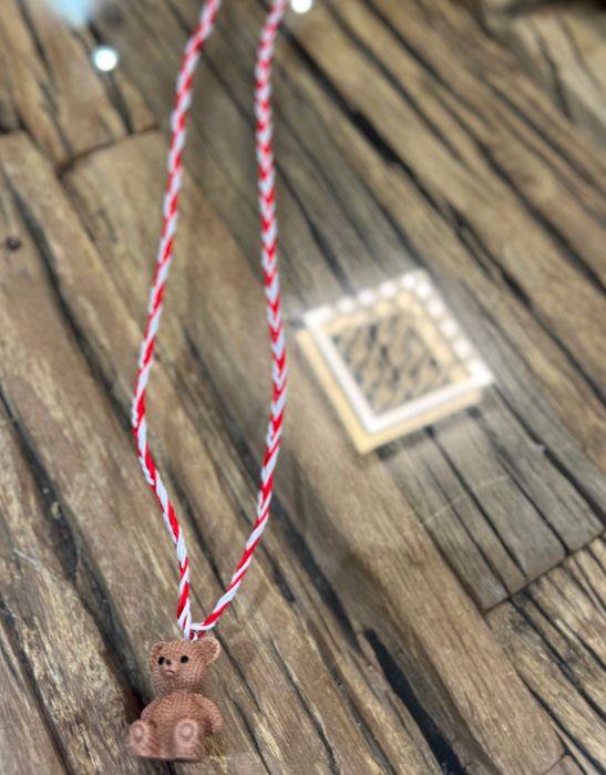 Ръчно изработени мартеници