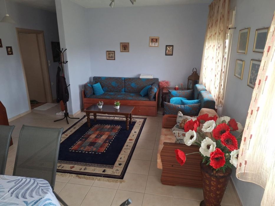 Самостоятелна къща Керамоти