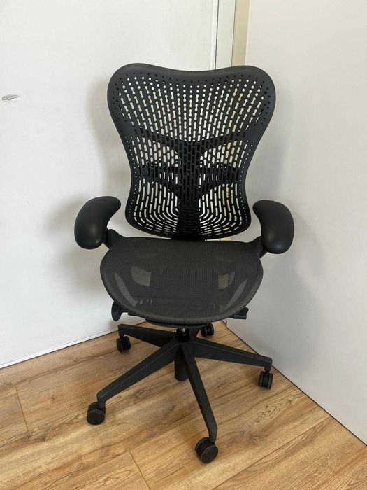 Refurbished Herman Miller Mirra 2 Graphite