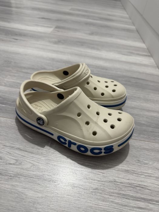 Кроксы продам crocs продам