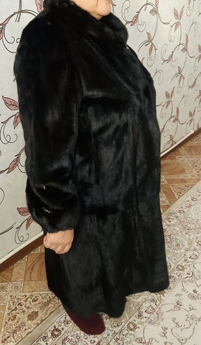 Продам норковую шубу