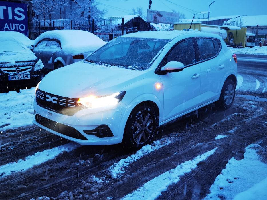 Sandero Nou 2024 Avariat 3500km Laureat Clima EURO6