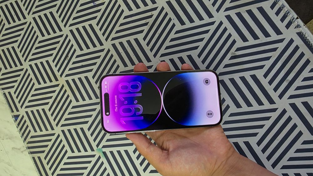 Срочно продаётся iPhone 14 pro