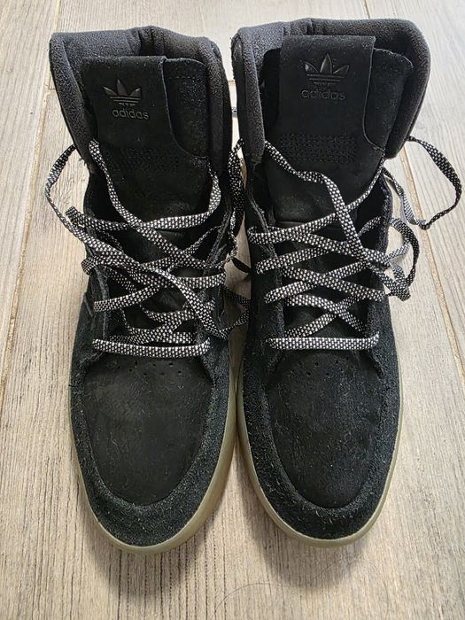 Adidas tubular invader 2.0