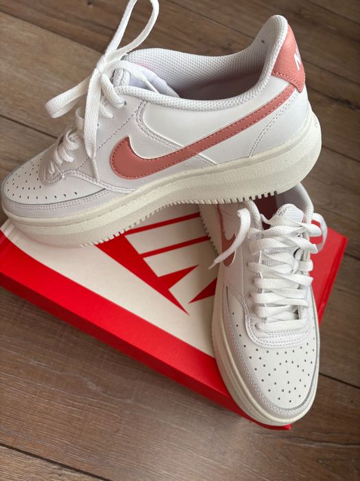 Дамски кецове -  р-р 40,5 Nike Court Vision Alta