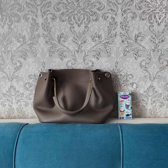 Сумки, в отличном состоянии.