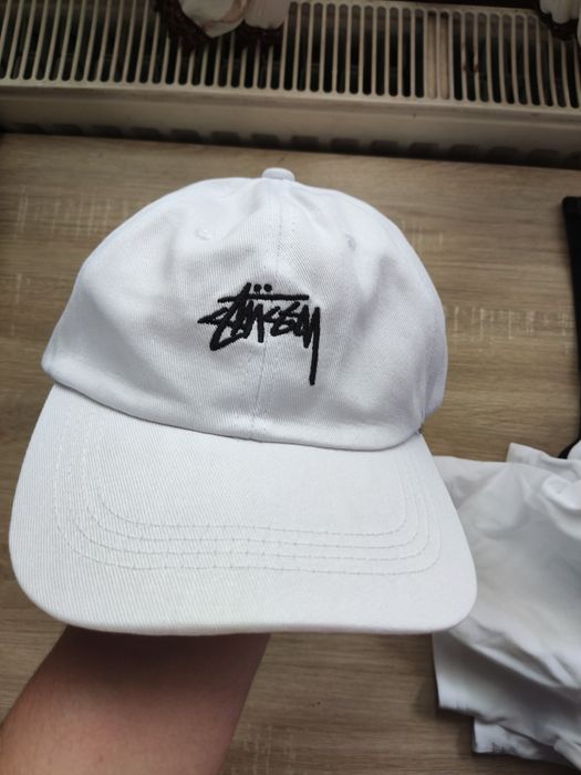 Stussy hat white