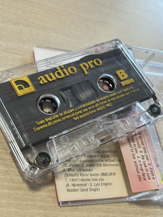 Casetă audio originală „Hits of the 90's Vol. 1” în stare foarte bună
