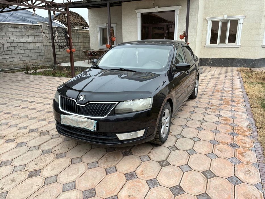 Шкода рапид 2013 года в отличном состоянии