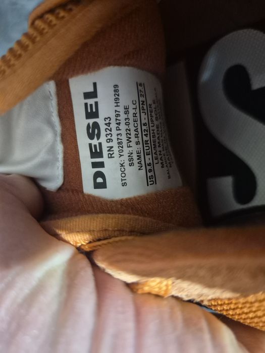 Оригинални маратонки  Diesel размер 42,6