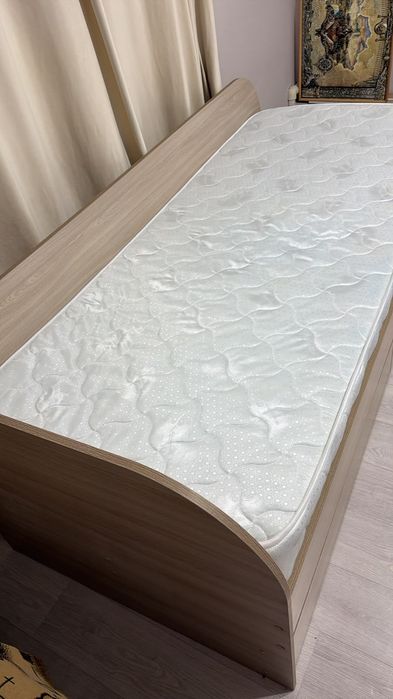 Продам отличную кровать