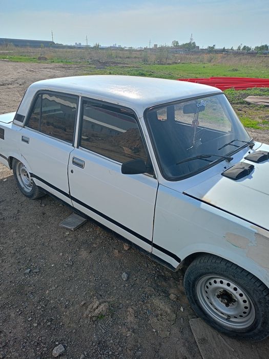 Продам ваз 2107 .