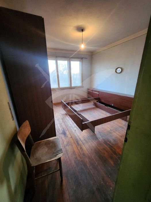 Продава се Къща в с. Мало Конаре, Област Пазарджик - 198 кв.м за 188 €/кв.м - Снимка #3