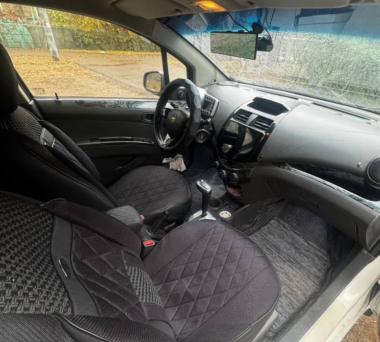 Chevrolet Spark 2011 года Автомат