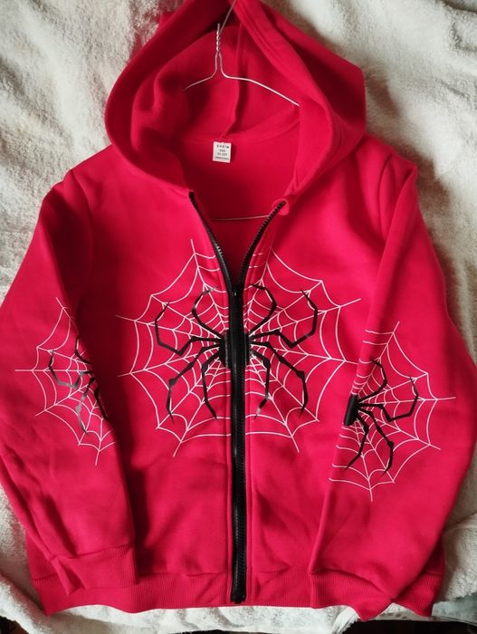 горни дрехи  яке и суичер