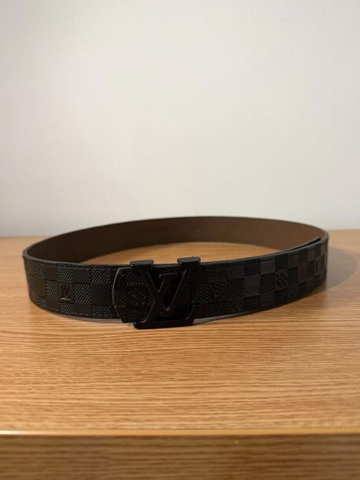 Curea Louis Vuitton Neagra