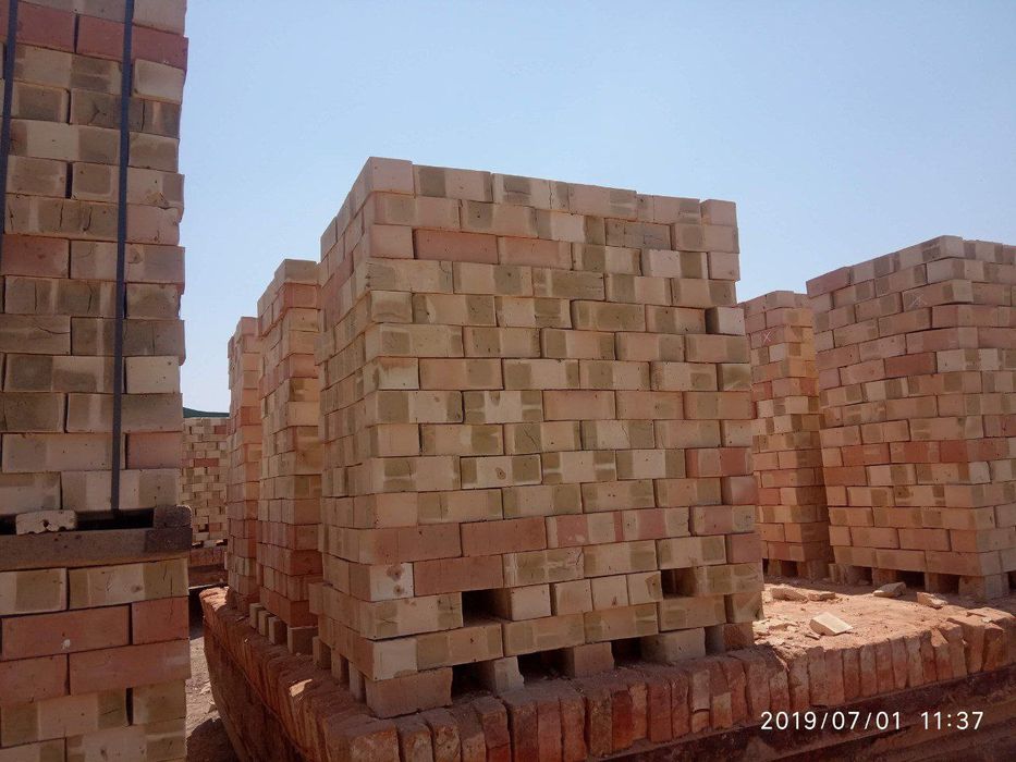 Кирпич разного сорта