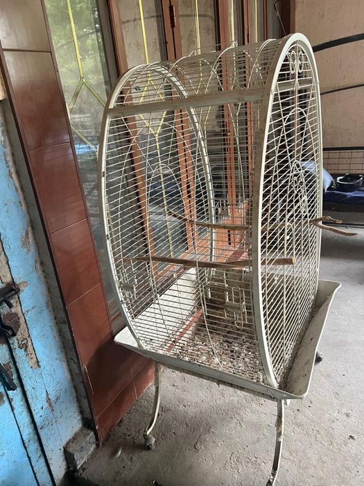 Продается клетка для птиц