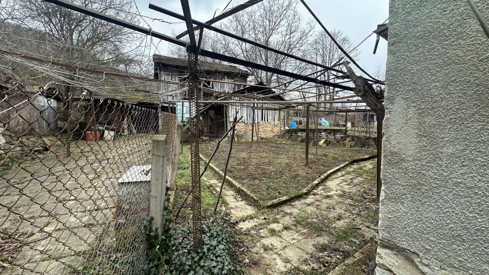 Продава се Къща в Троян - 90 кв.м за 397 €/кв.м - Снимка #8