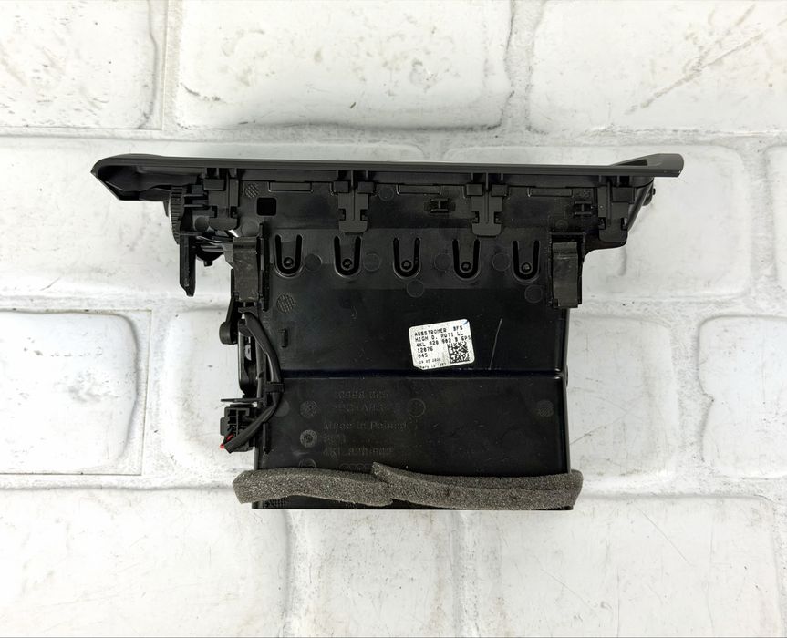 Десен въздуховод духалка AUDI E TRON 4KL820902B