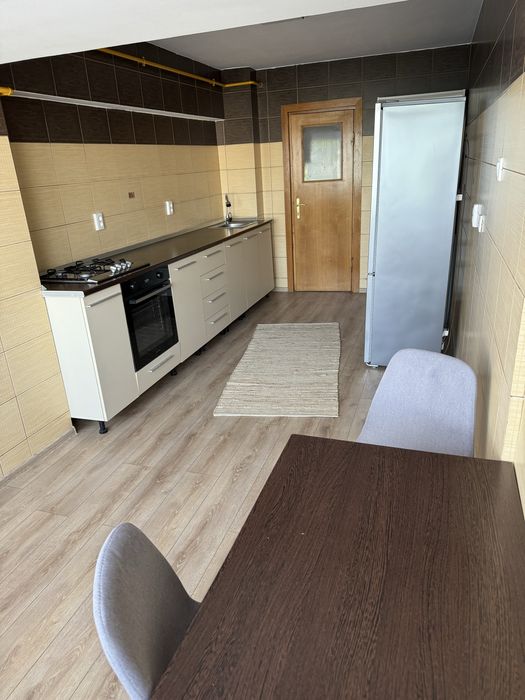 Inchiriez apartament 2 camere faleza Vega