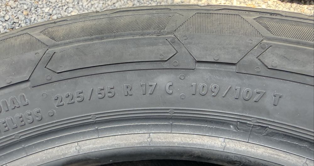 2бр 225/55/17с на 6мм с 24дот Континентал