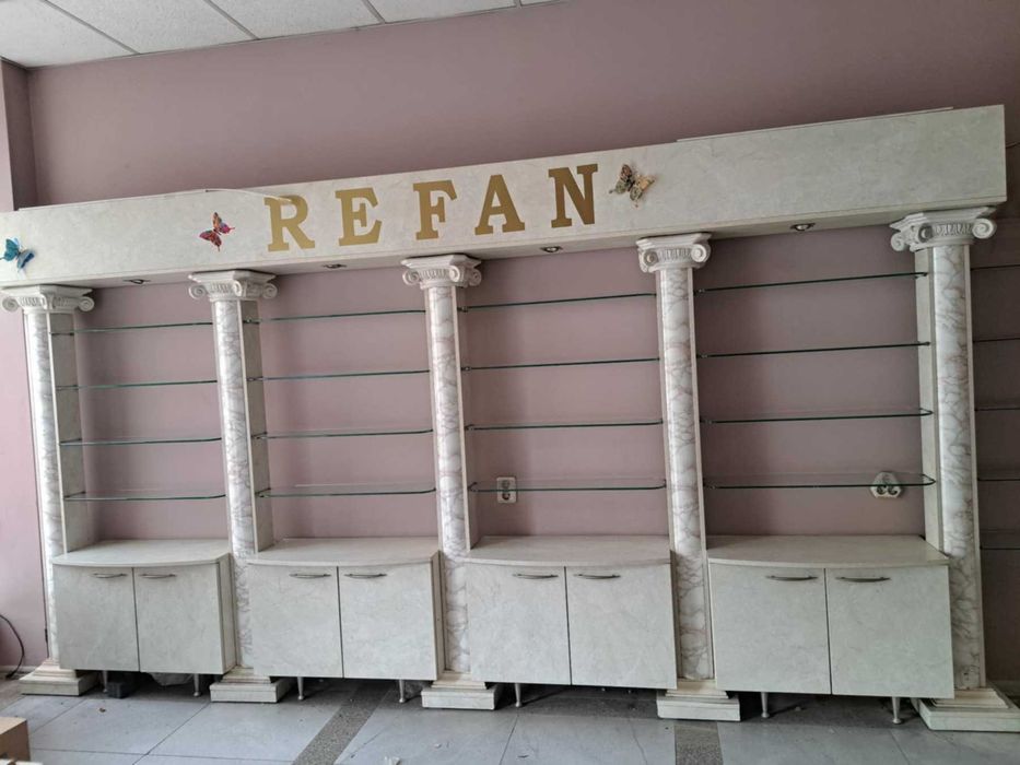 Стъклени рафтове, стъкла