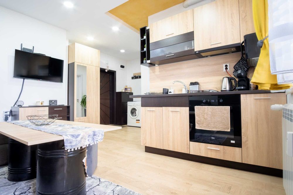 Дава се под наем Двустаен апартамент в Русе, Алеи Възраждане - 65 кв.м за 612 € - Снимка #9