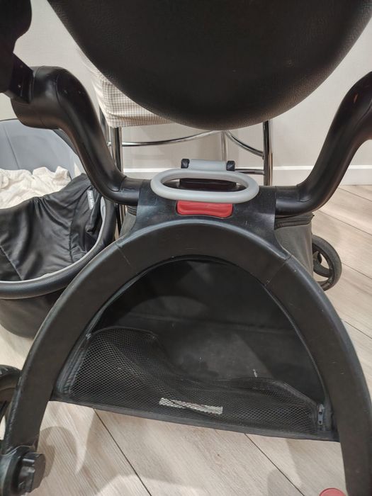 Продам детскую коляска