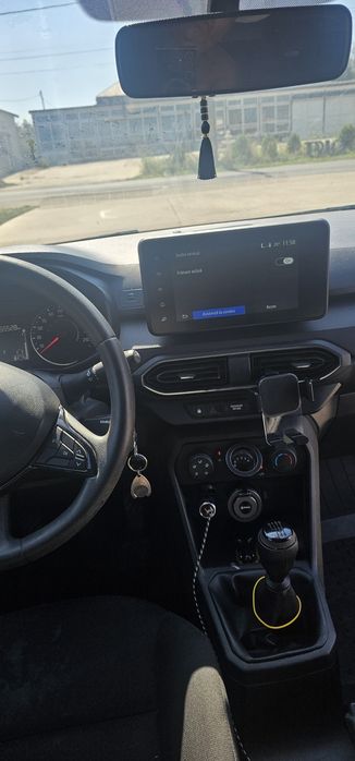 Vând Dacia Logan 3