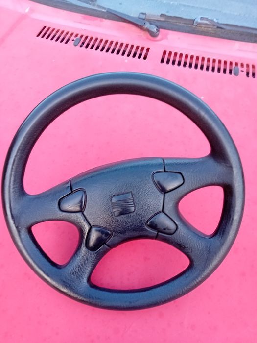 Продавам Волан свален от Сеат толедо